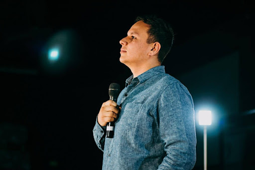 The Ultimate Guide to Hiring Event Emcees in Orlando: Tips and Recommendations